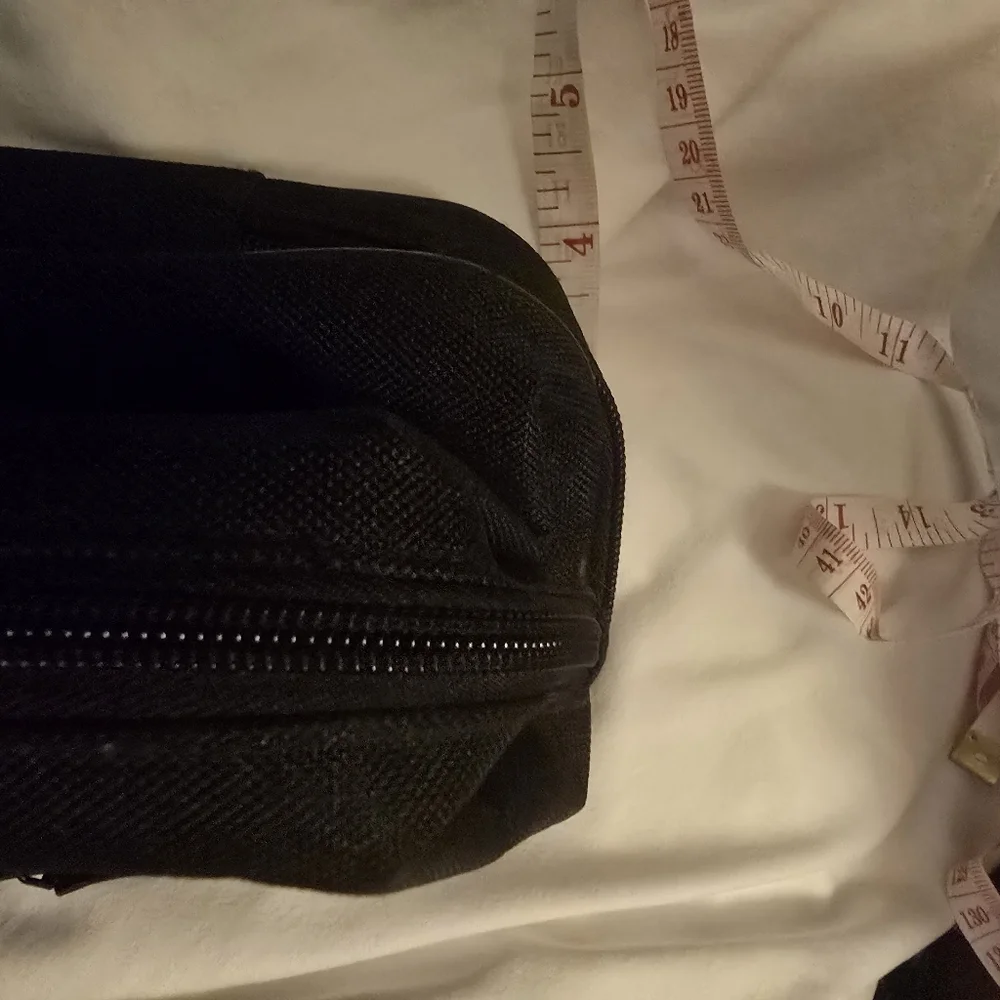 NWOT - Basics Black Toiletries Organizer